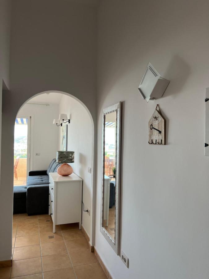Lovely Sunny Apartment أذيخي المظهر الخارجي الصورة