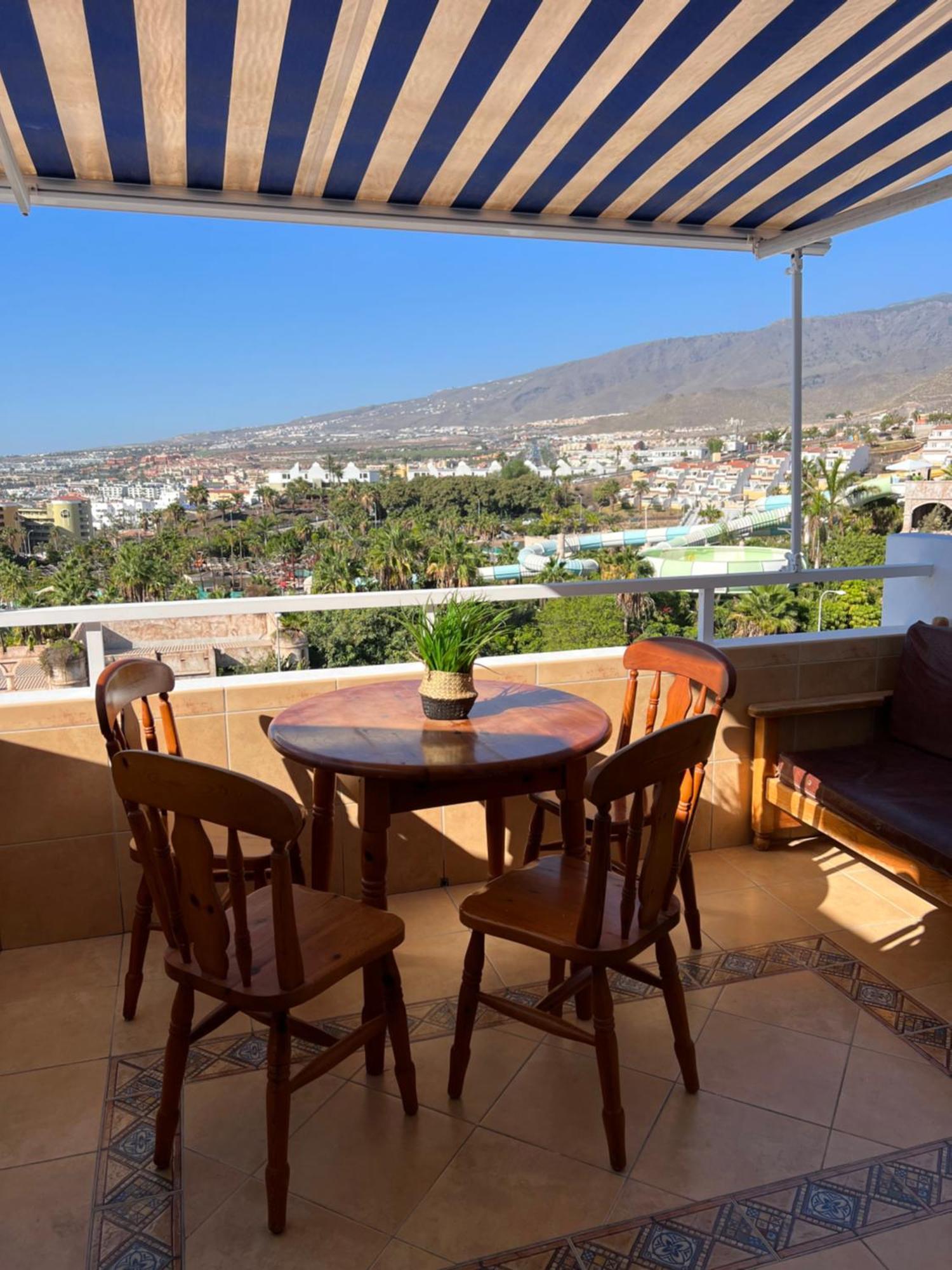 Lovely Sunny Apartment أذيخي المظهر الخارجي الصورة